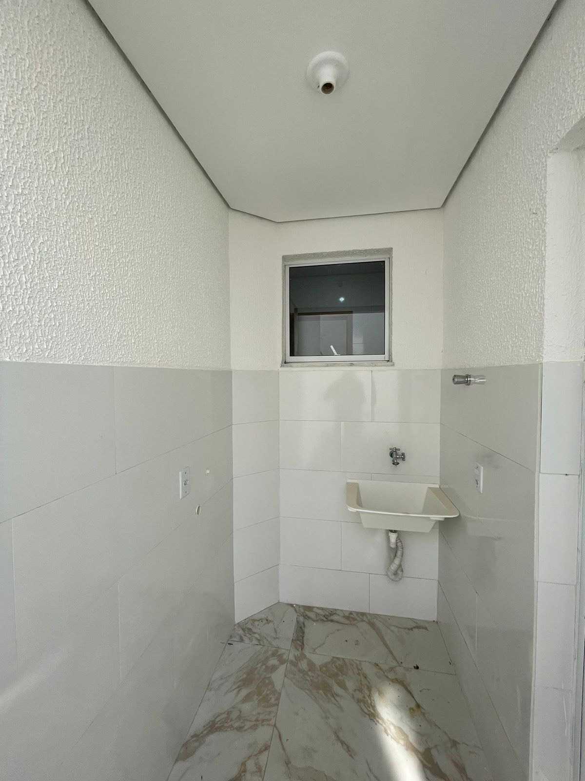 Casa à venda com 2 quartos, 60m² - Foto 9