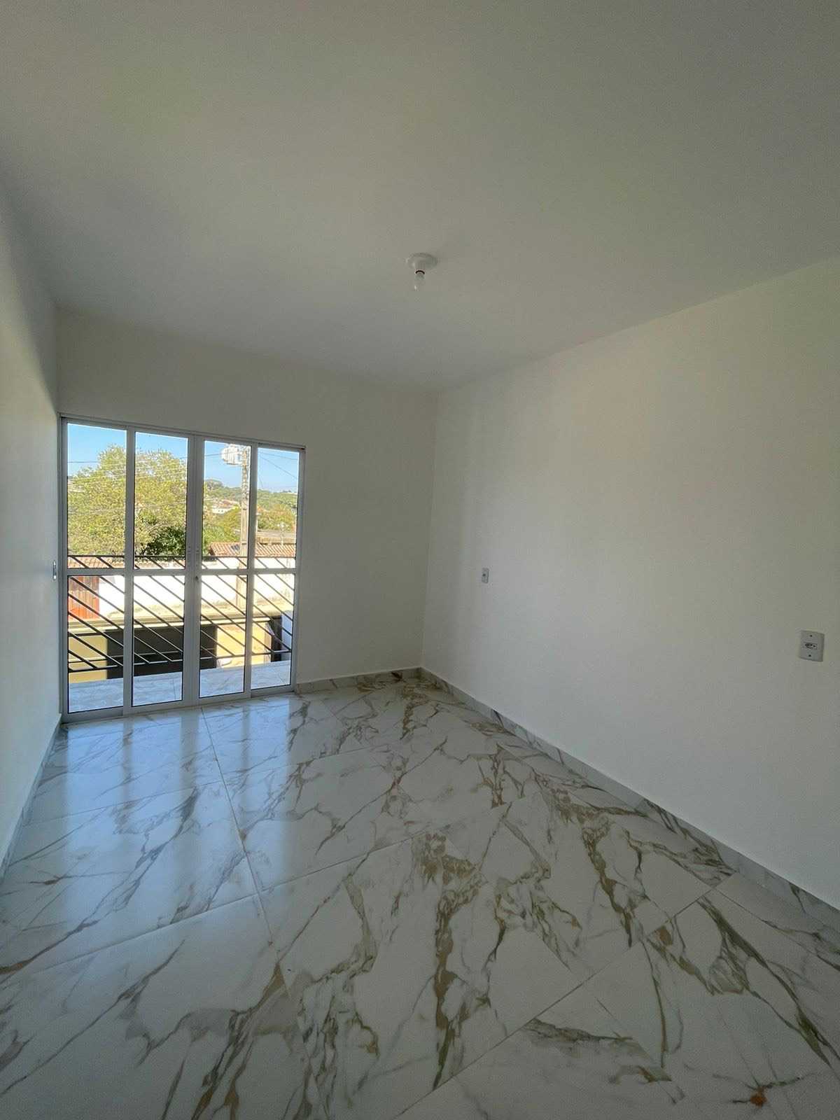 Casa à venda com 2 quartos, 60m² - Foto 12