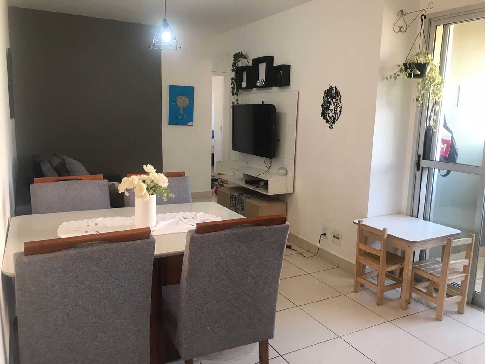 Apartamento à venda com 3 quartos, 75m² - Foto 1