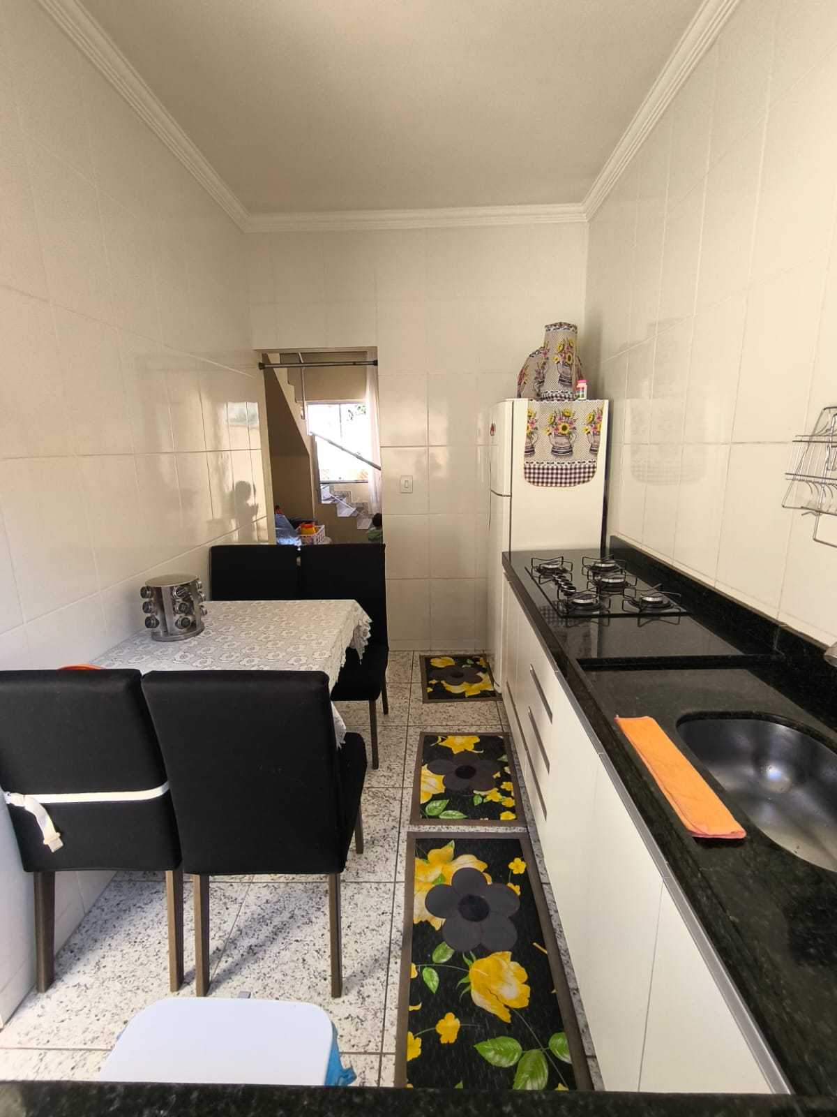 Casa à venda com 2 quartos, 80m² - Foto 15