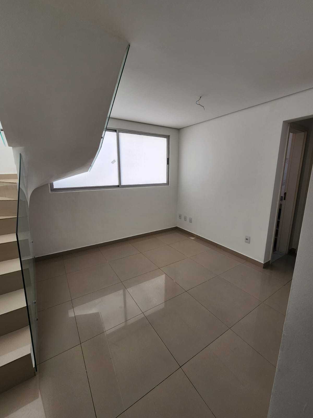 Cobertura à venda com 2 quartos, 120m² - Foto 2