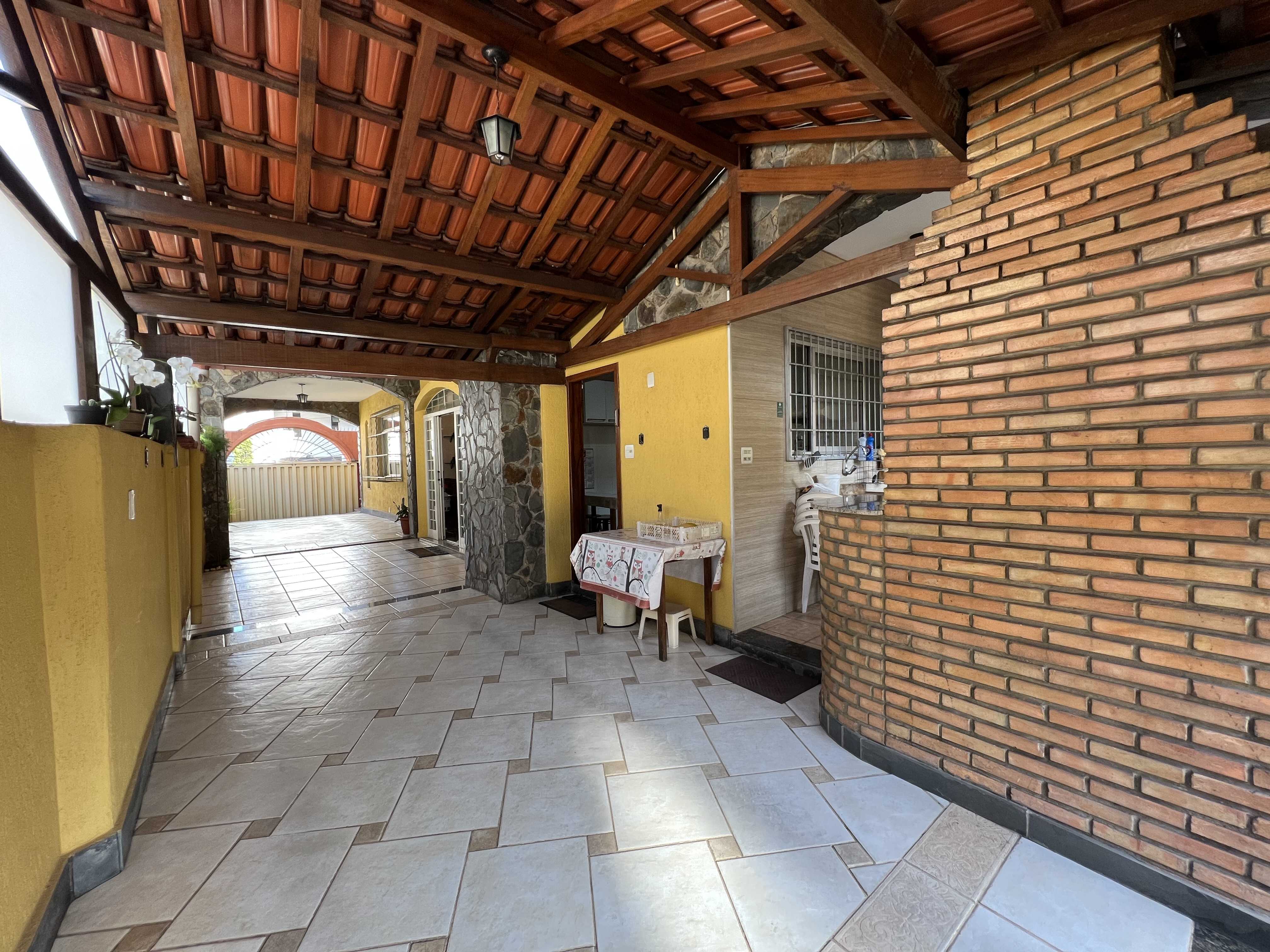 Casa à venda com 5 quartos, 345m² - Foto 4