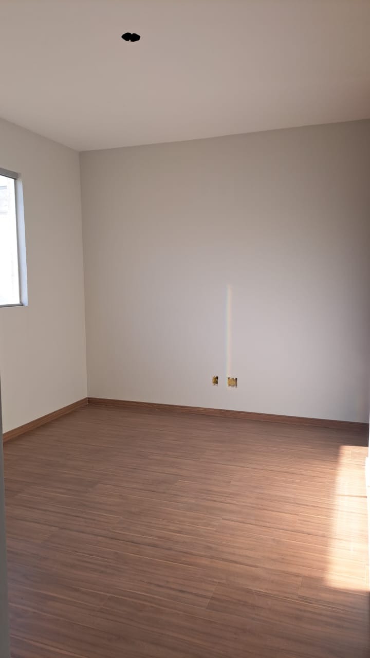 Casa à venda com 3 quartos, 90m² - Foto 14