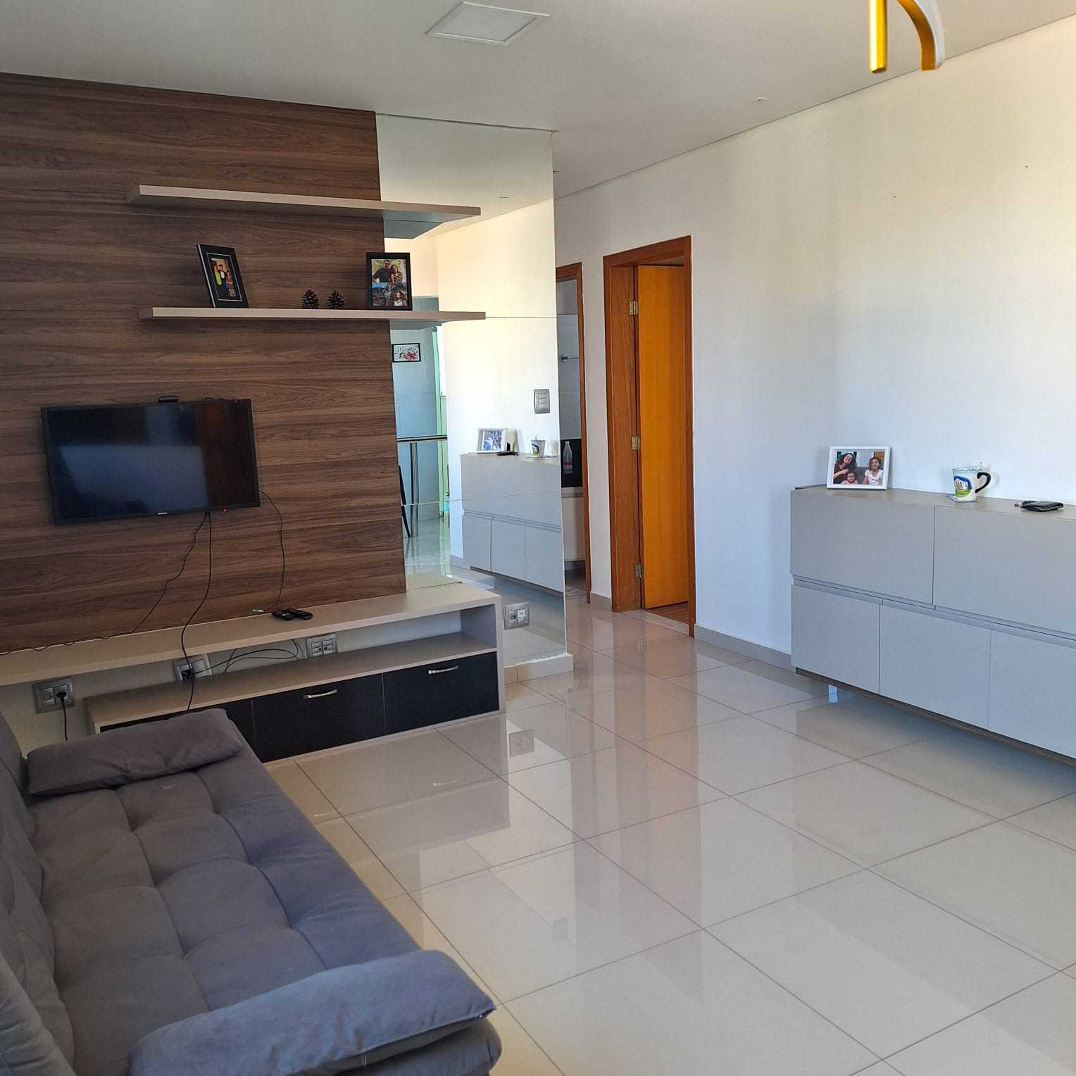 Apartamento à venda com 3 quartos, 92m² - Foto 2