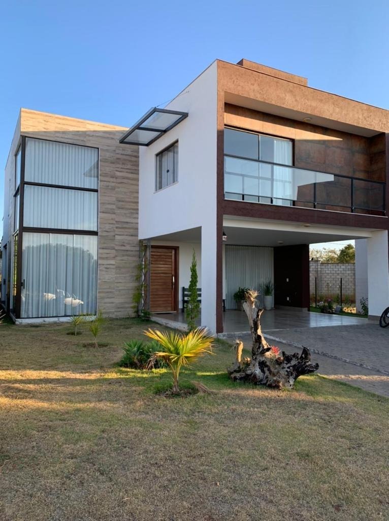 Casa de Condomínio à venda com 3 quartos, 240m² - Foto 3