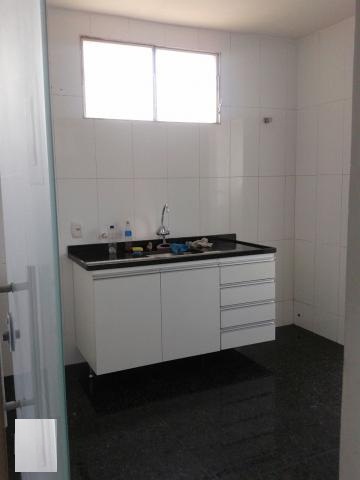 Apartamento à venda com 3 quartos, 76m² - Foto 3