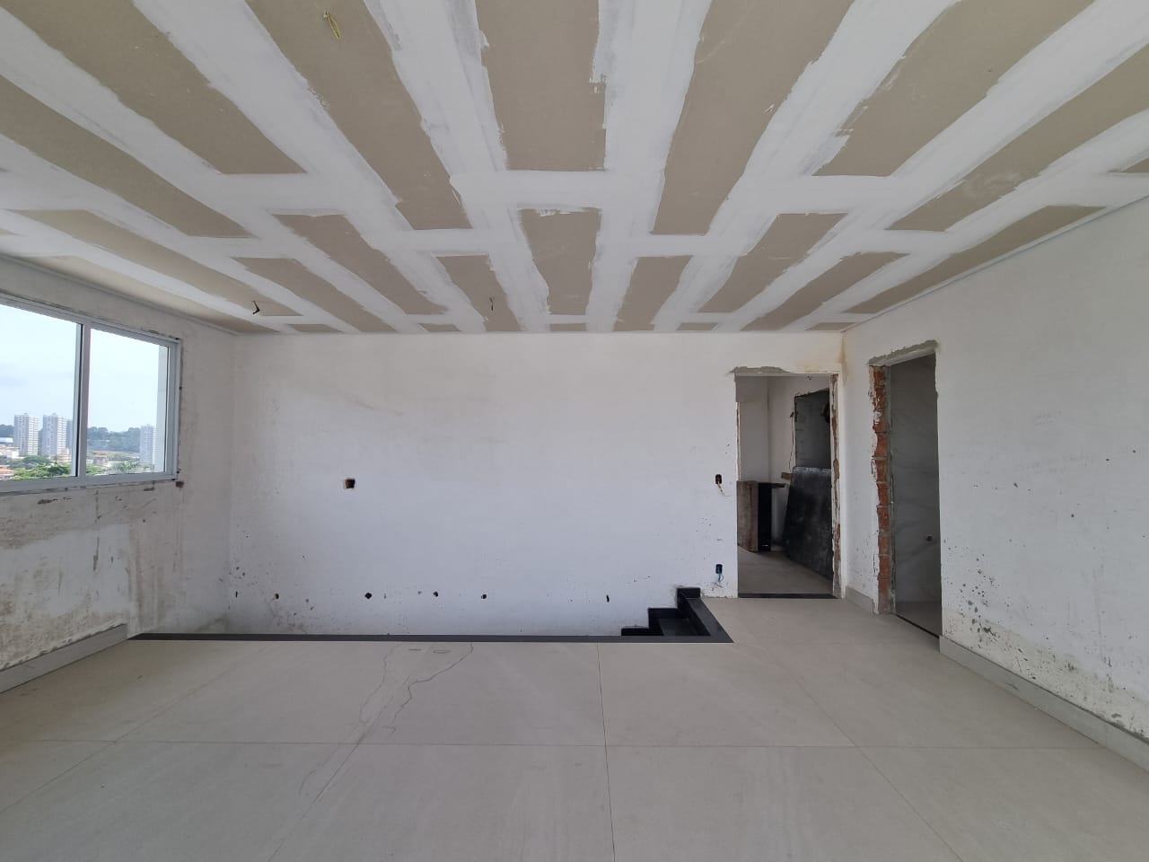 Apartamento à venda com 3 quartos, 92m² - Foto 10