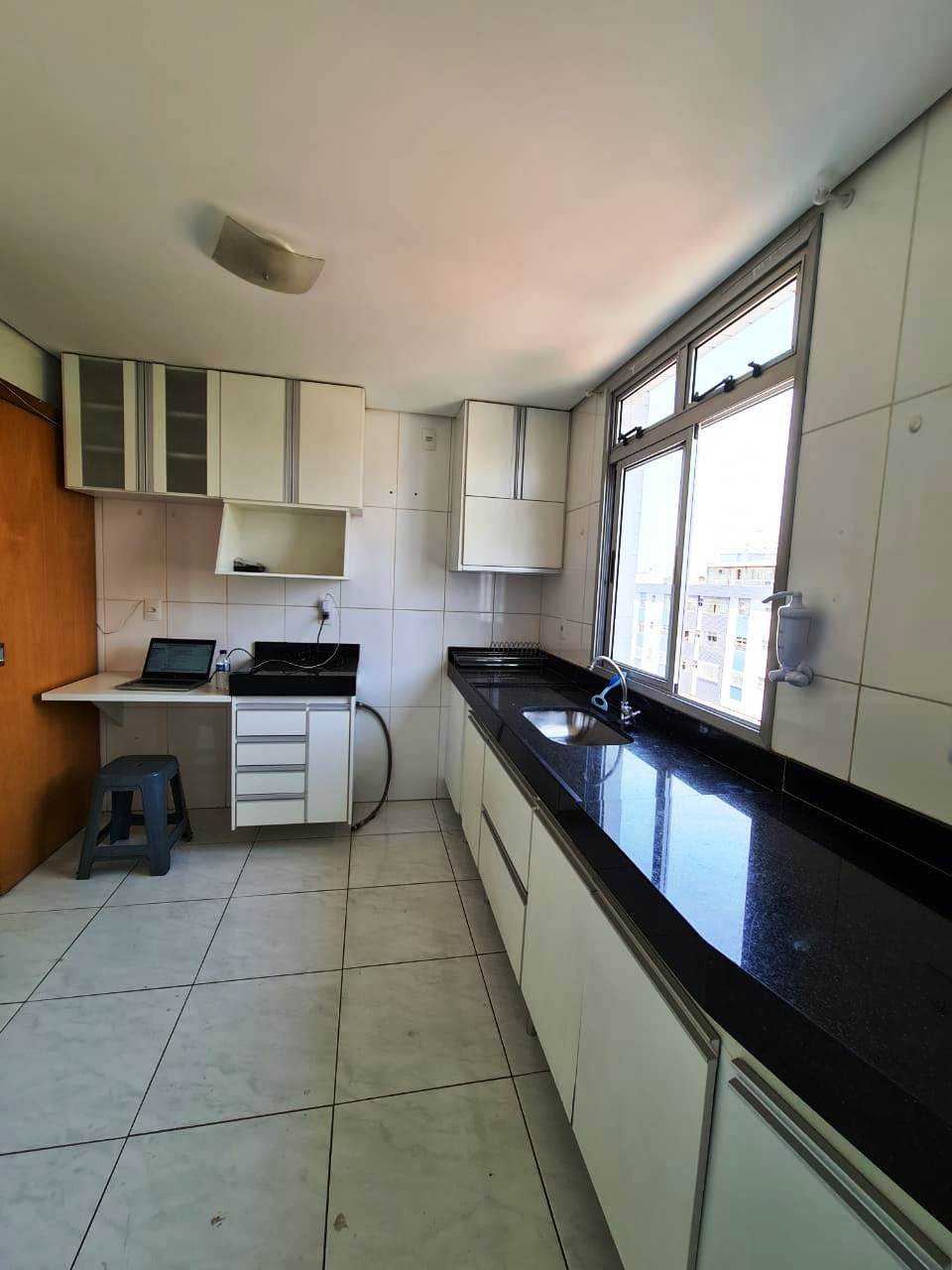 Apartamento para alugar com 3 quartos, 86m² - Foto 18