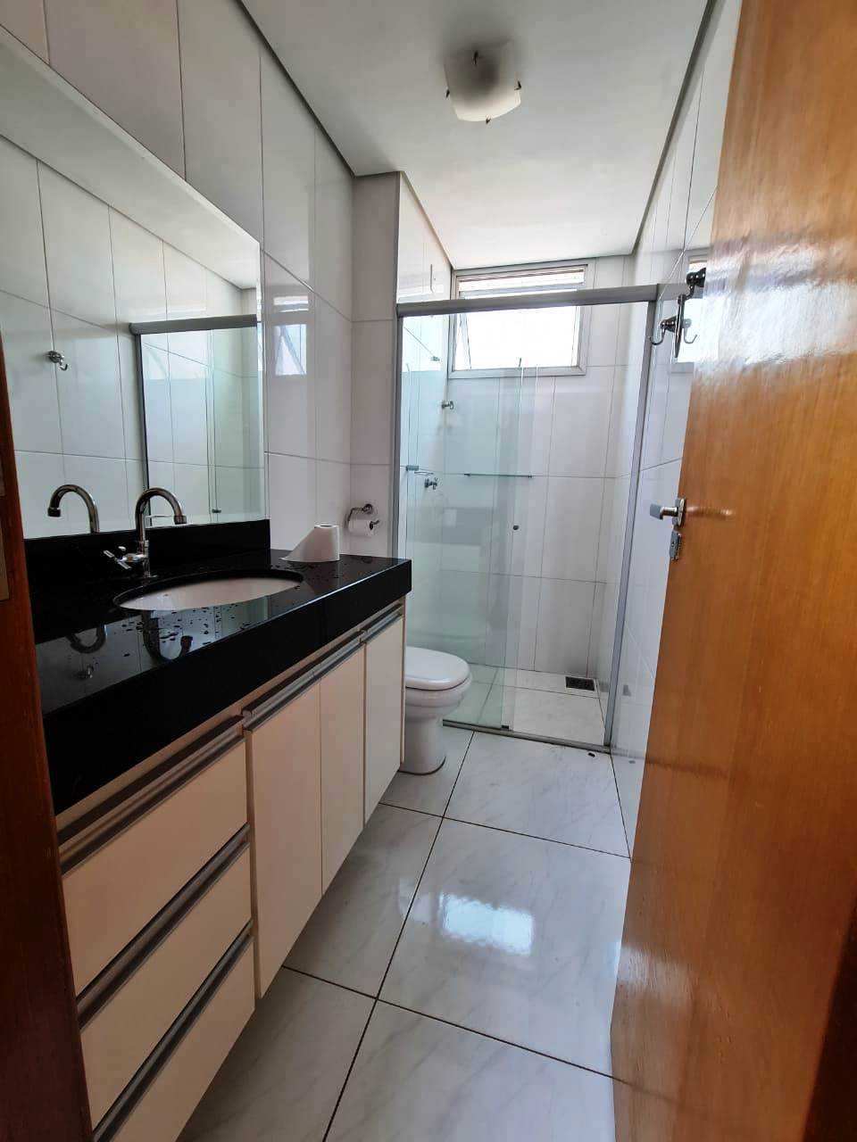 Apartamento para alugar com 3 quartos, 86m² - Foto 11