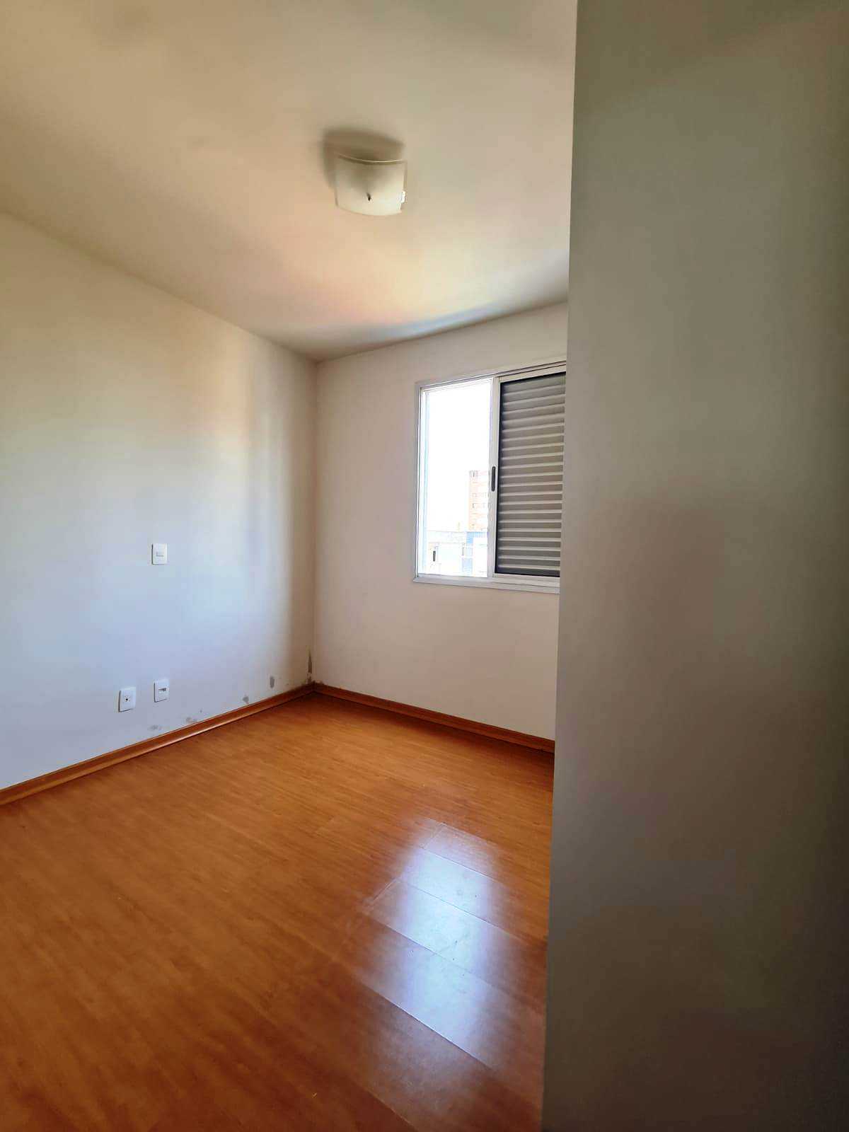 Apartamento para alugar com 3 quartos, 86m² - Foto 6