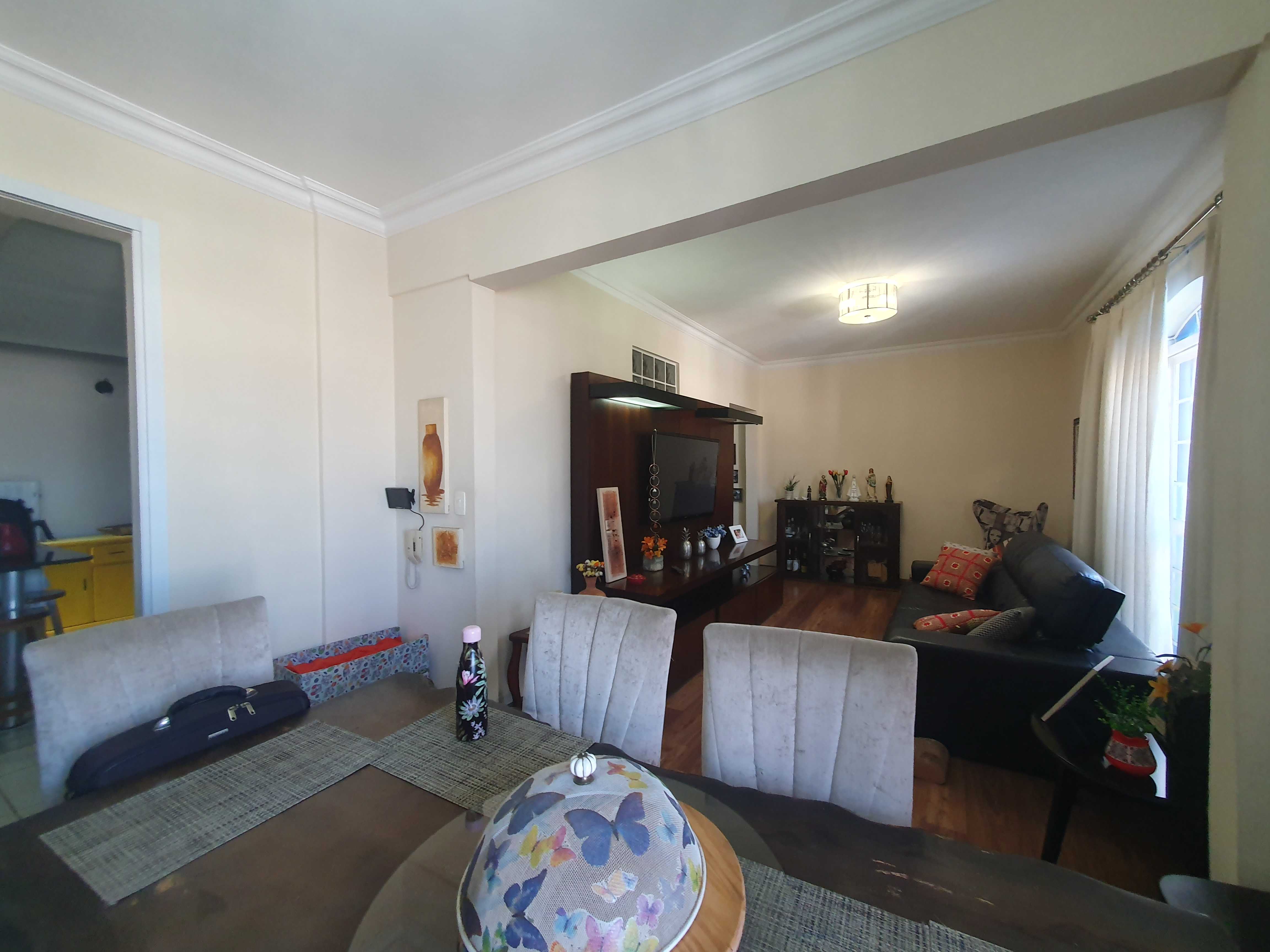 Apartamento à venda com 3 quartos, 142m² - Foto 4