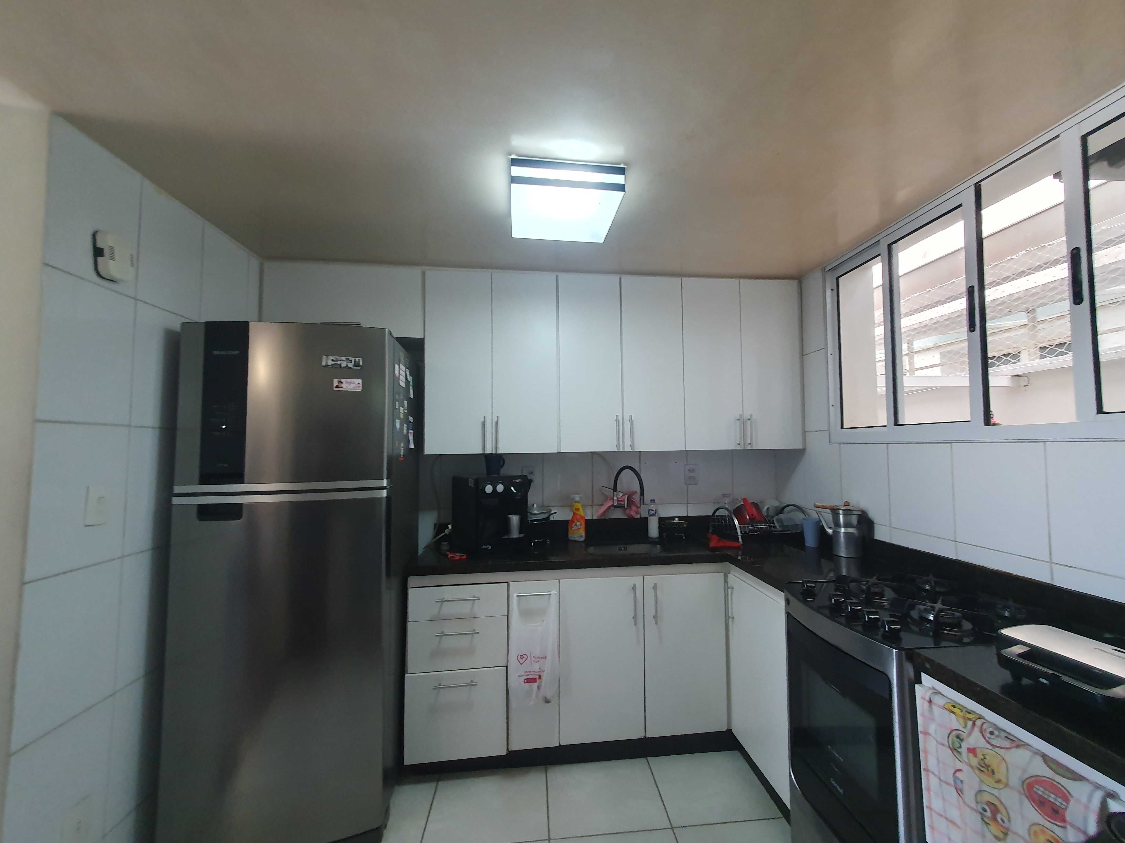 Apartamento à venda com 3 quartos, 142m² - Foto 9