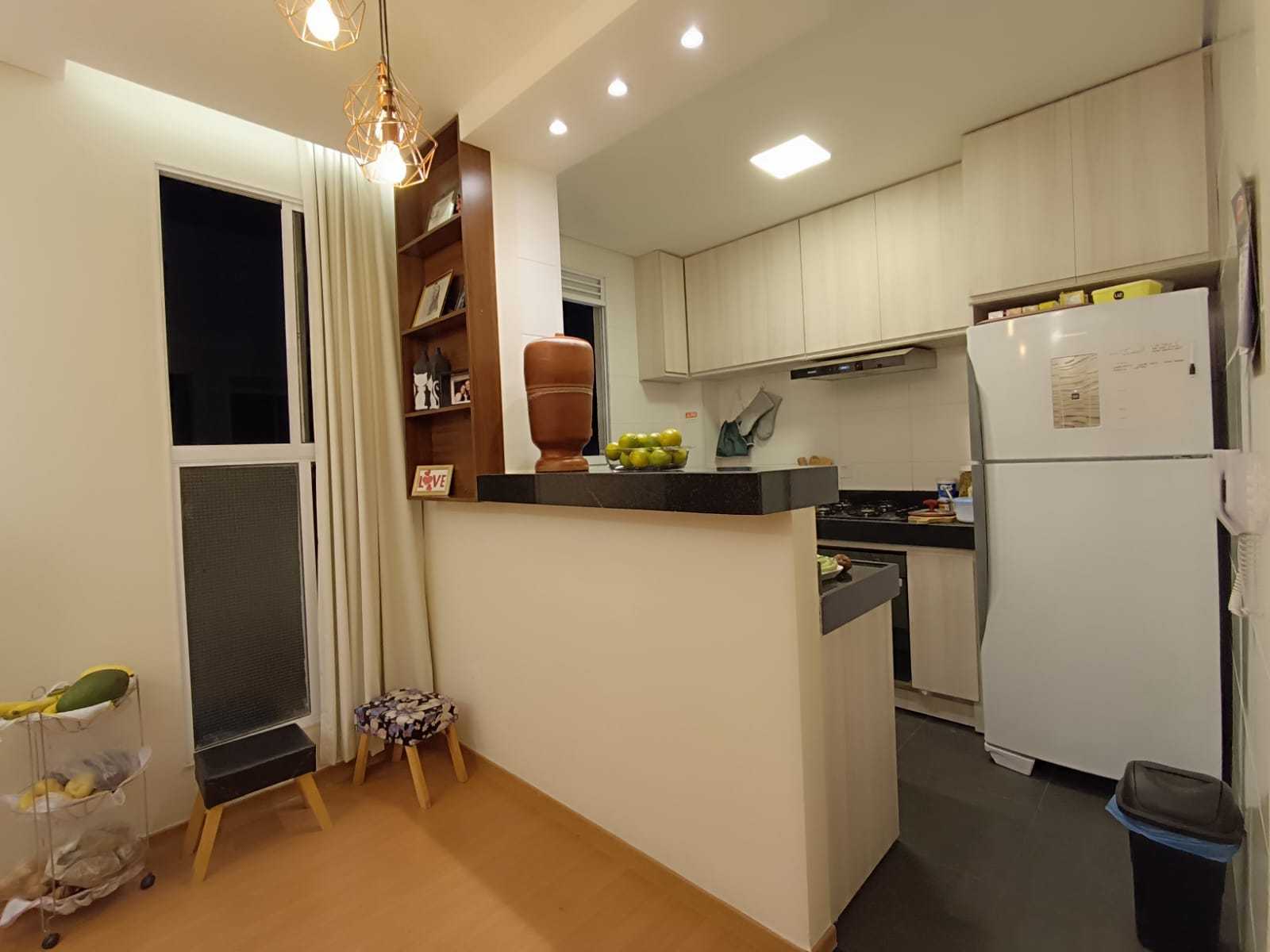 Apartamento à venda com 2 quartos, 42m² - Foto 15