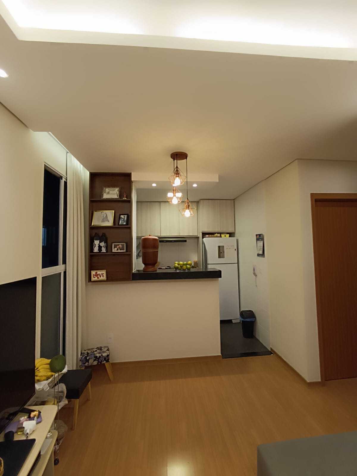 Apartamento à venda com 2 quartos, 42m² - Foto 11