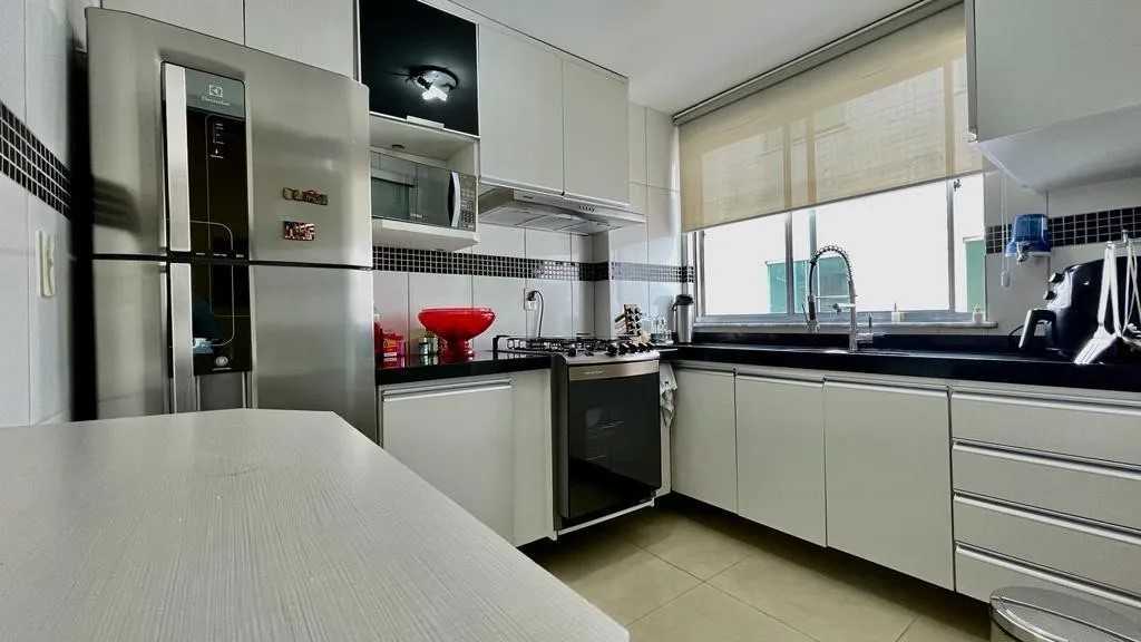 Cobertura à venda com 3 quartos, 600m² - Foto 1