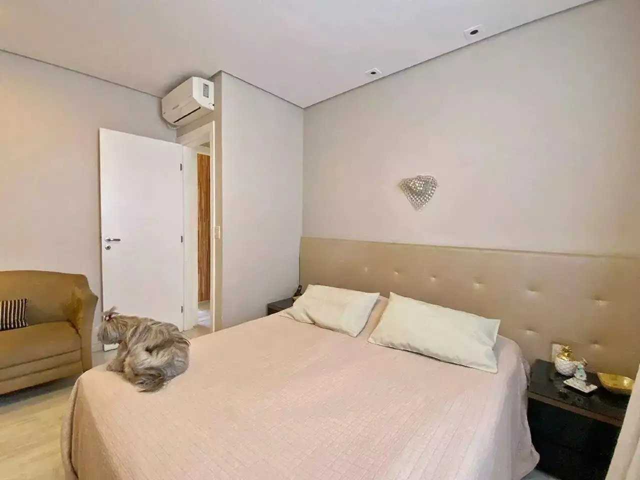 Apartamento à venda com 4 quartos, 156m² - Foto 3