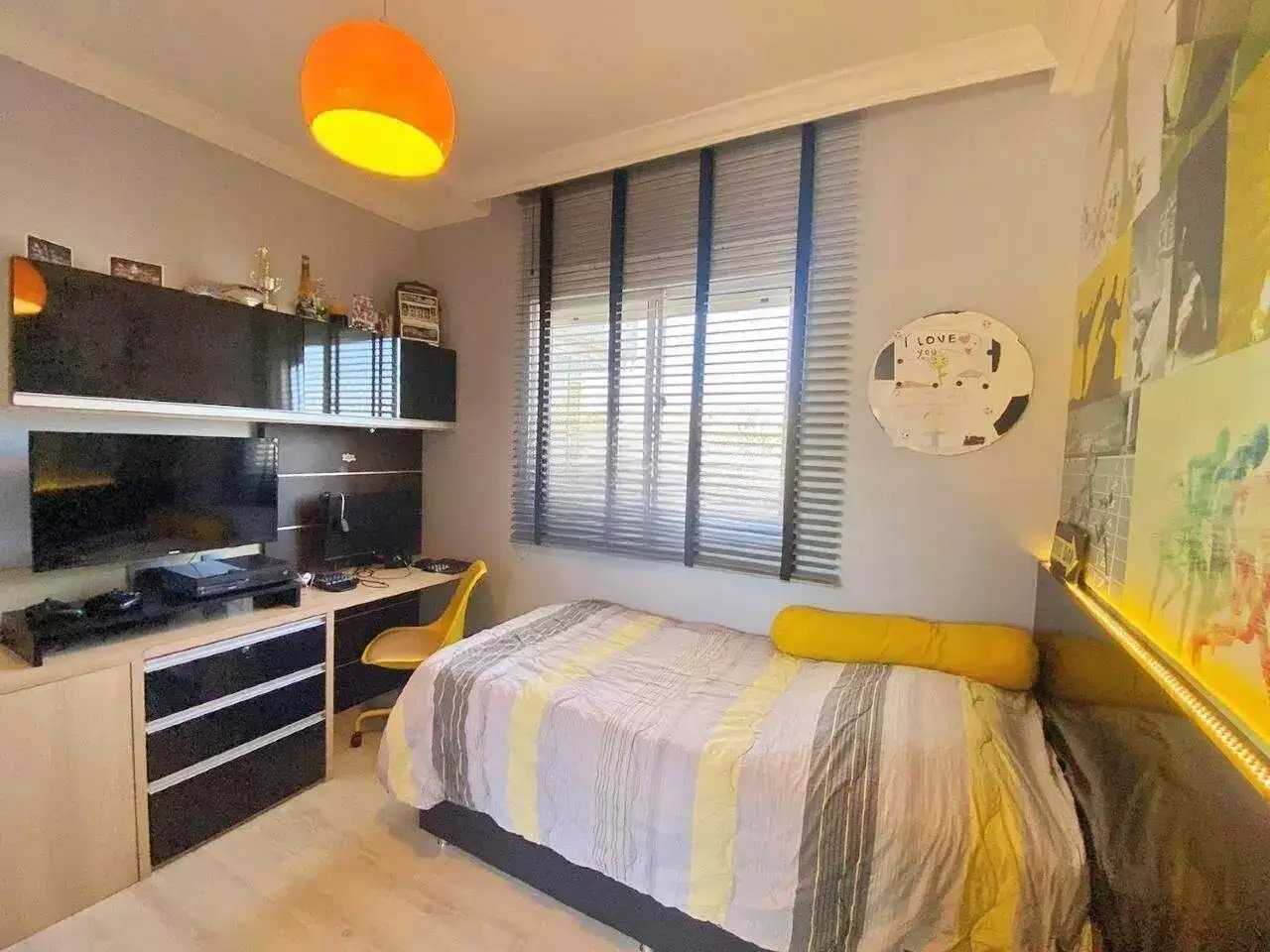 Apartamento à venda com 4 quartos, 156m² - Foto 21