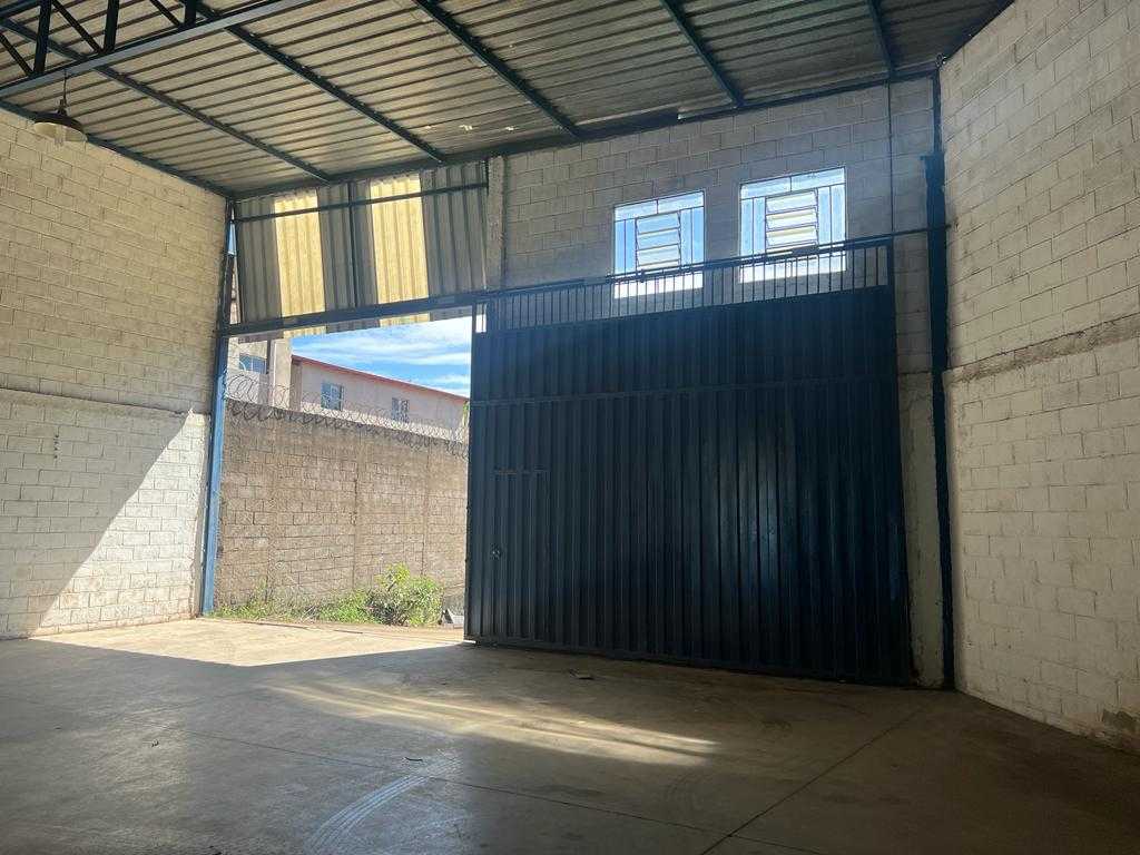 Depósito-Galpão, 500 m² - Foto 1