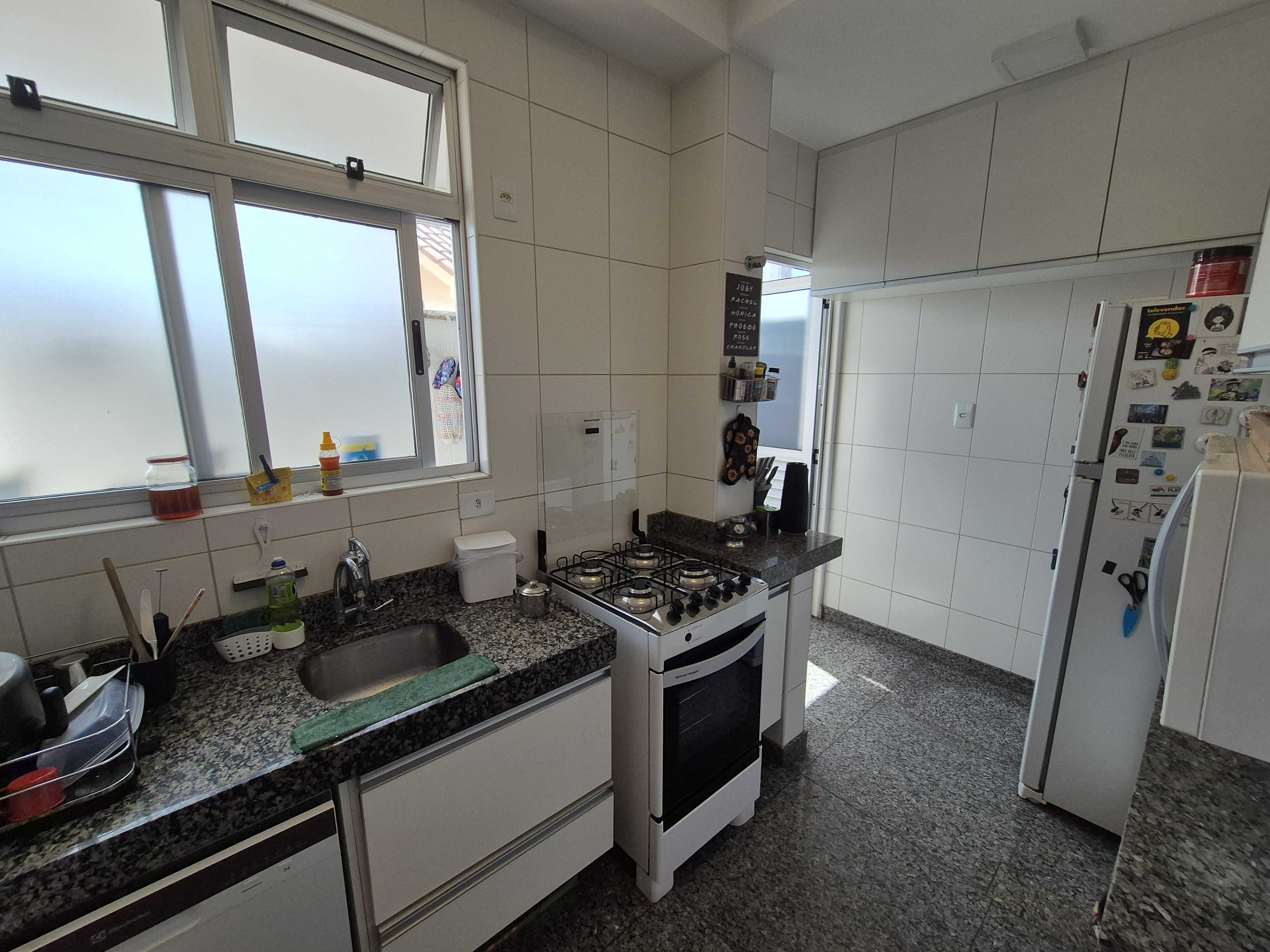 Apartamento à venda com 3 quartos, 111m² - Foto 19