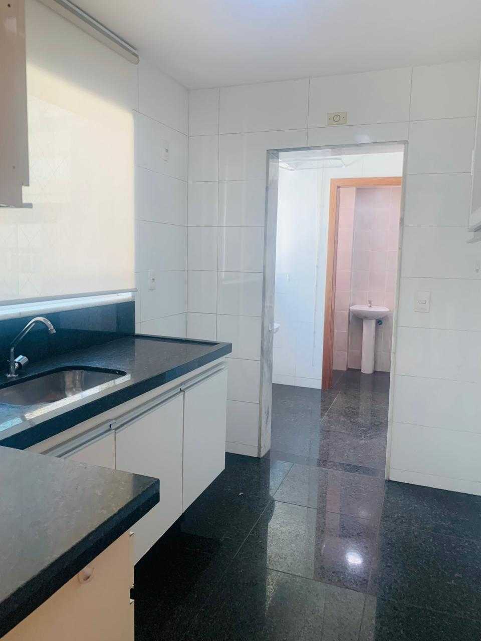 Apartamento à venda com 3 quartos, 176m² - Foto 7