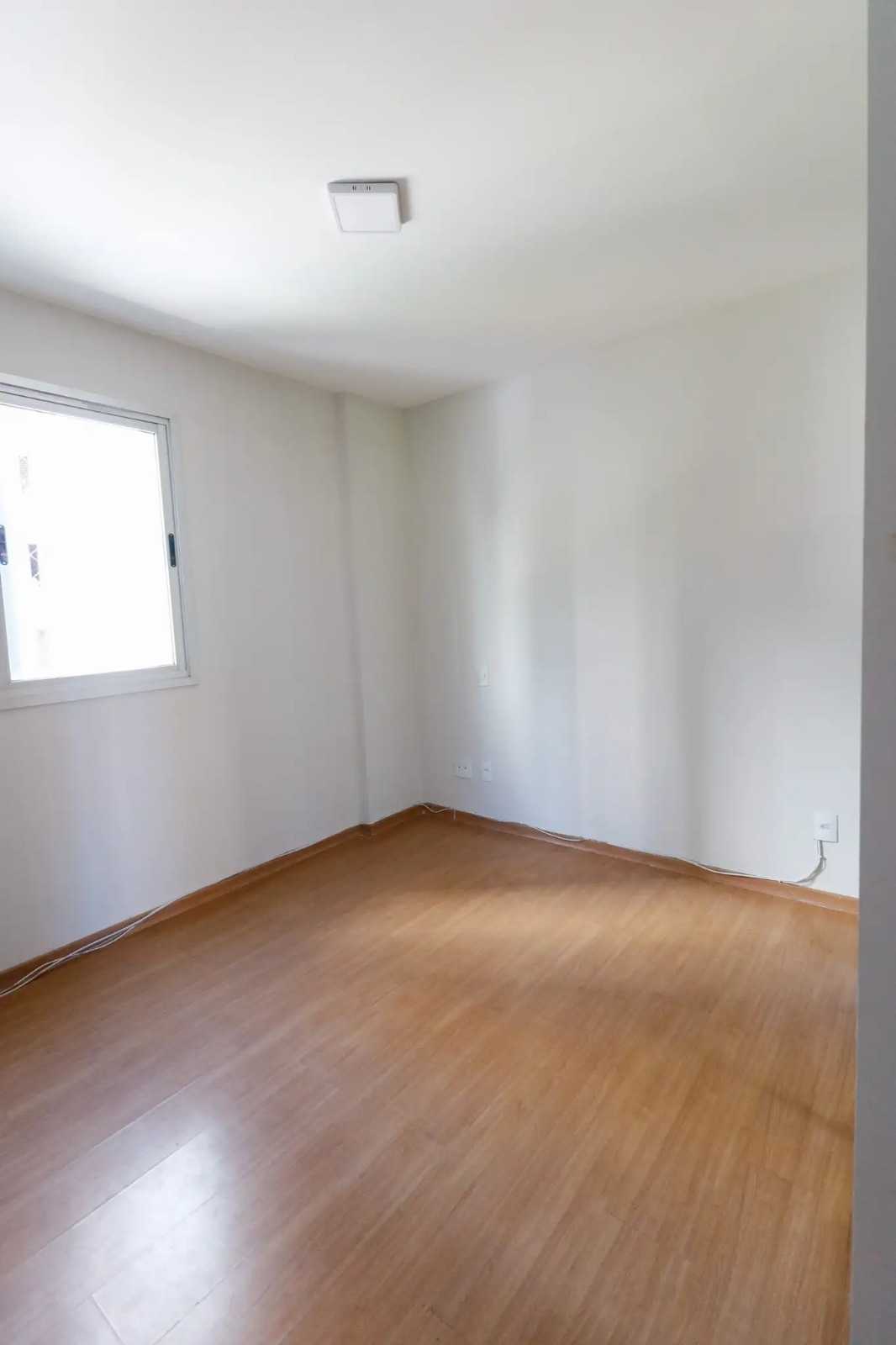 Apartamento à venda com 4 quartos, 157m² - Foto 19