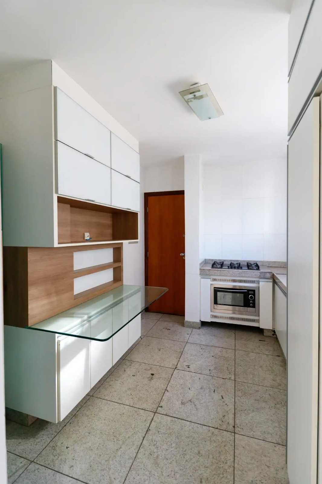 Apartamento à venda com 4 quartos, 157m² - Foto 13