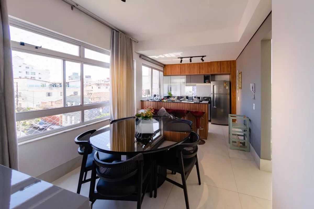 Cobertura à venda com 3 quartos, 140m² - Foto 1