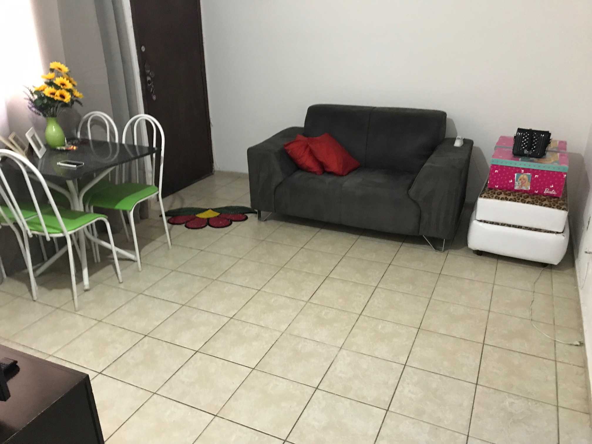 Apartamento à venda com 2 quartos, 55m² - Foto 2