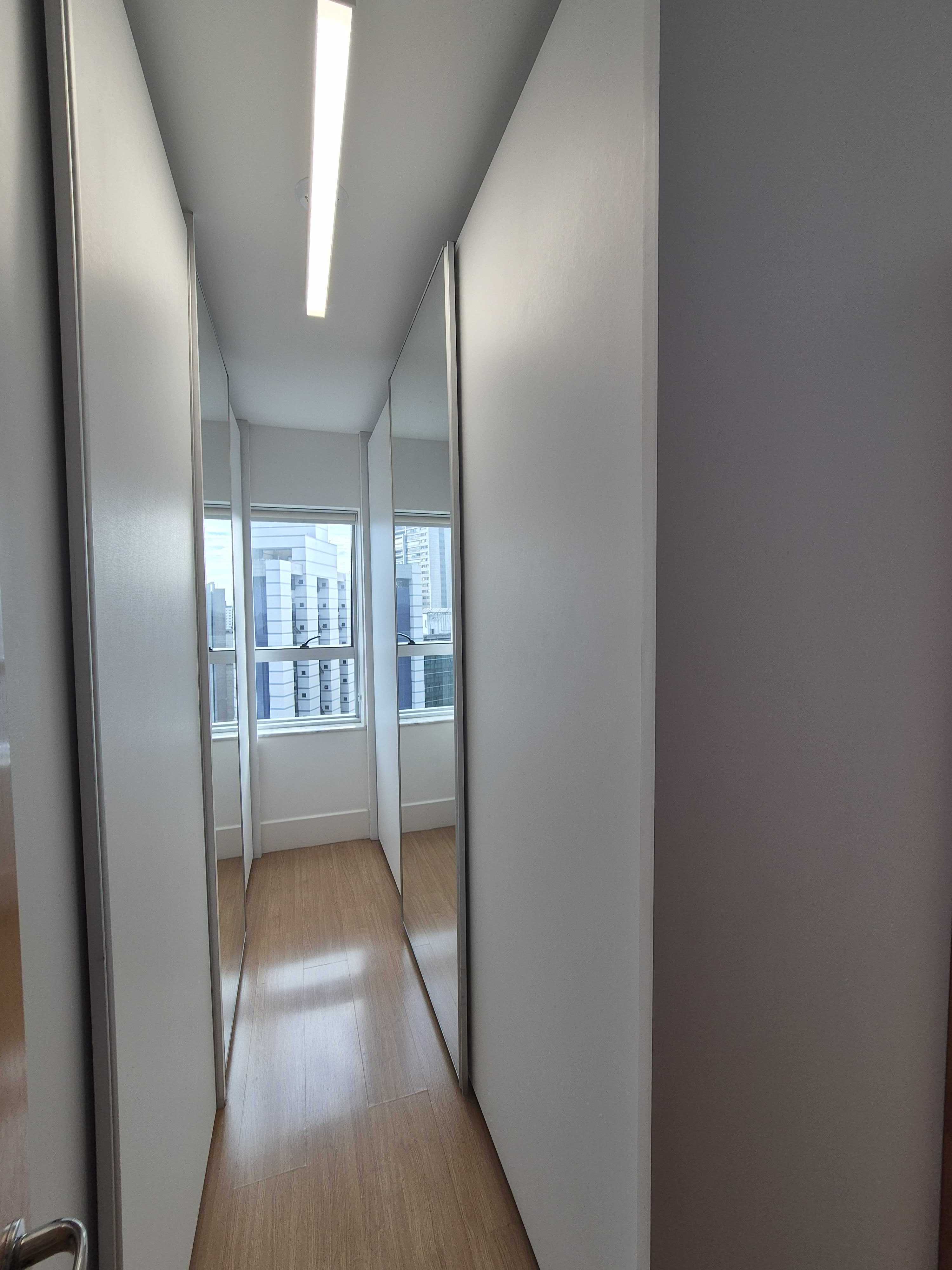 Apartamento para alugar com 4 quartos, 191m² - Foto 13