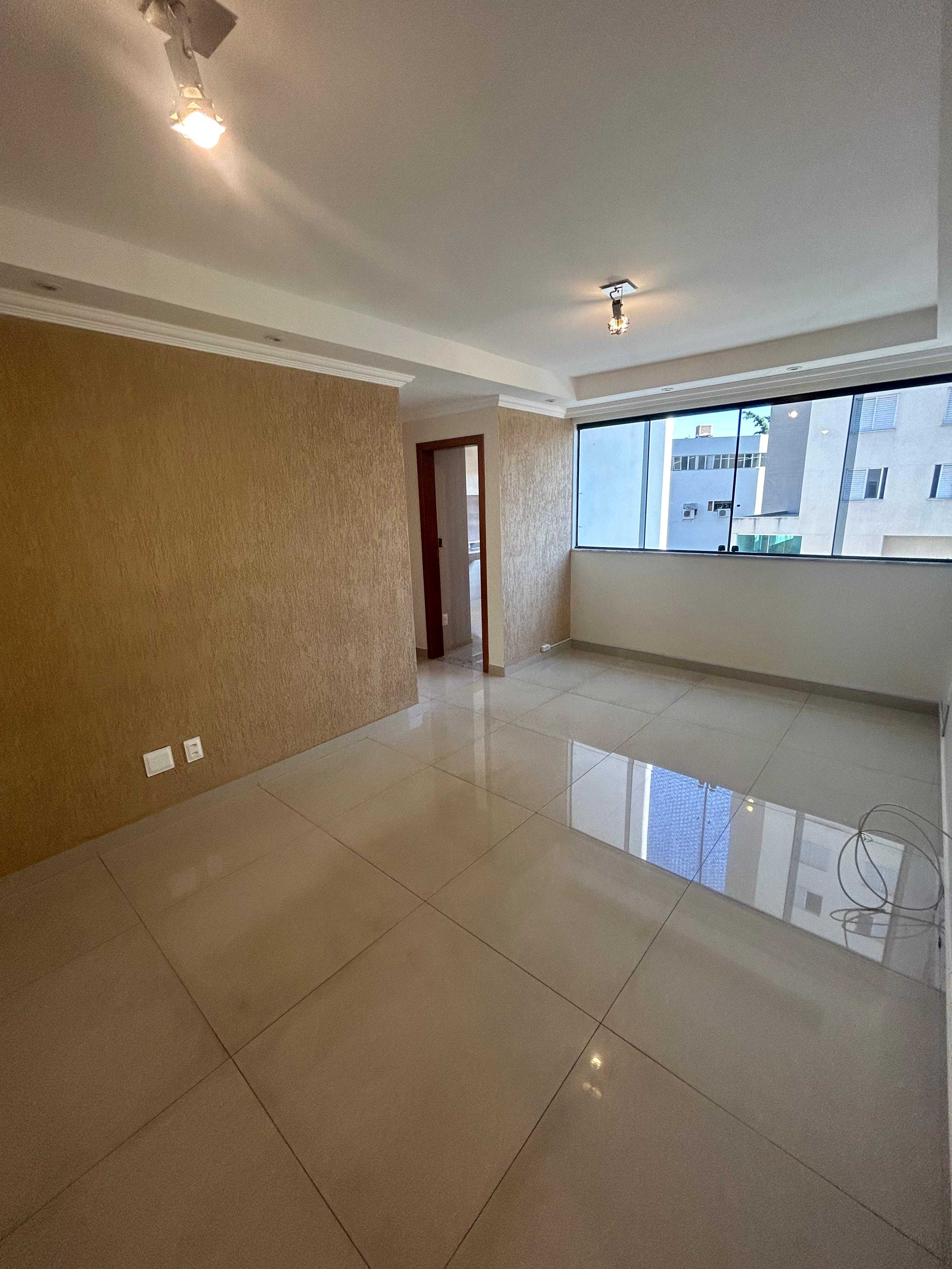 Apartamento à venda com 2 quartos, 60m² - Foto 1