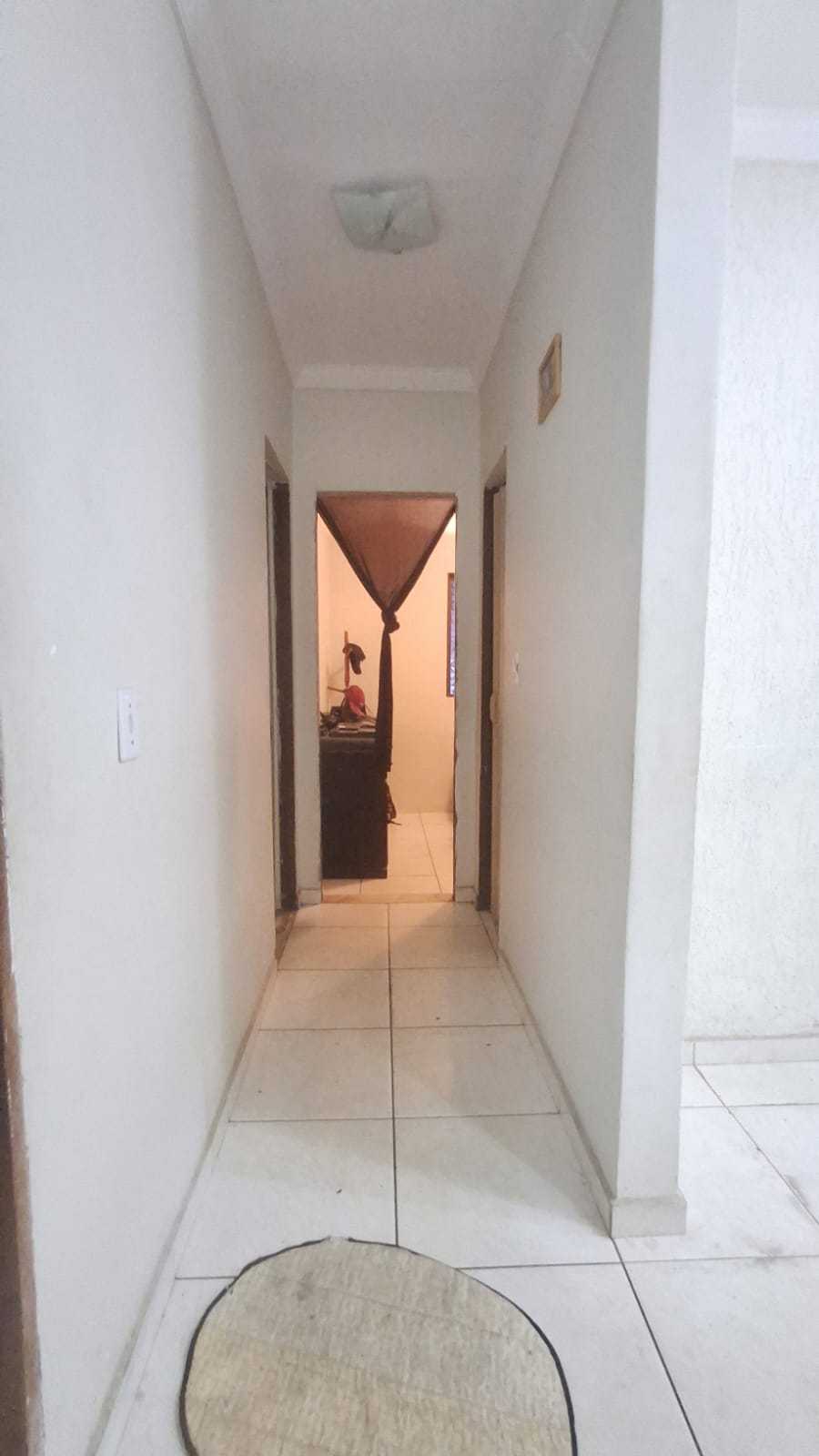 Apartamento à venda com 3 quartos, 24m² - Foto 2