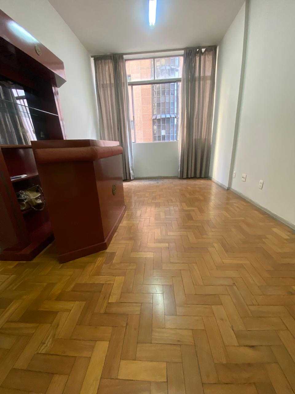 Apartamento à venda com 3 quartos, 100m² - Foto 1