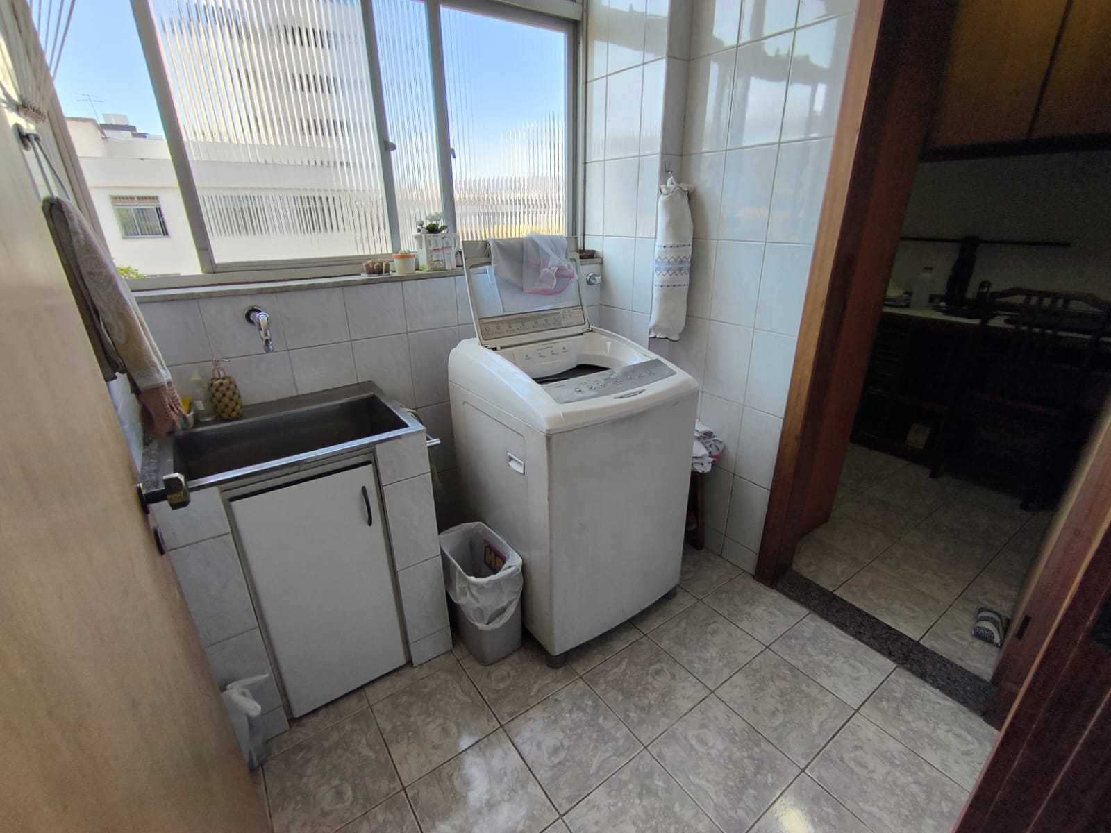 Apartamento à venda com 3 quartos, 93m² - Foto 19