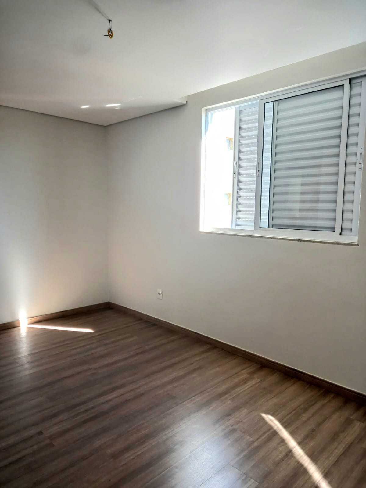 Apartamento à venda com 4 quartos, 77m² - Foto 9