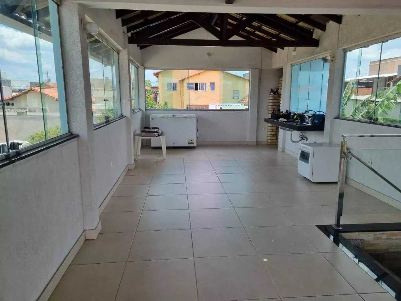 Casa à venda com 6 quartos, 286m² - Foto 5