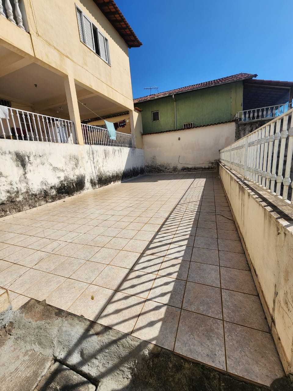 Casa à venda com 3 quartos, 250m² - Foto 3