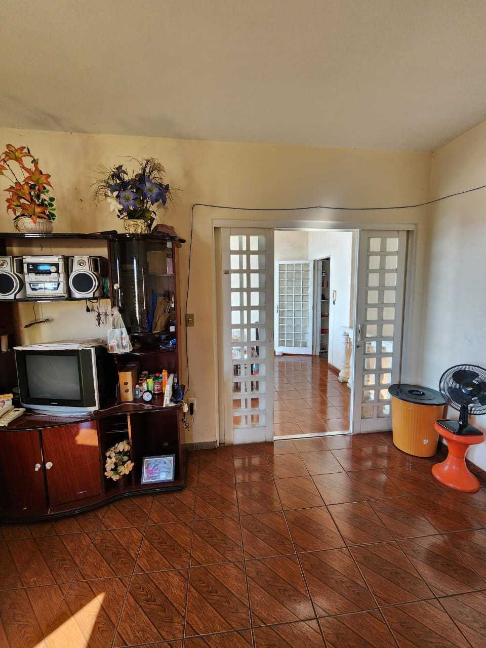 Casa à venda com 3 quartos, 250m² - Foto 10