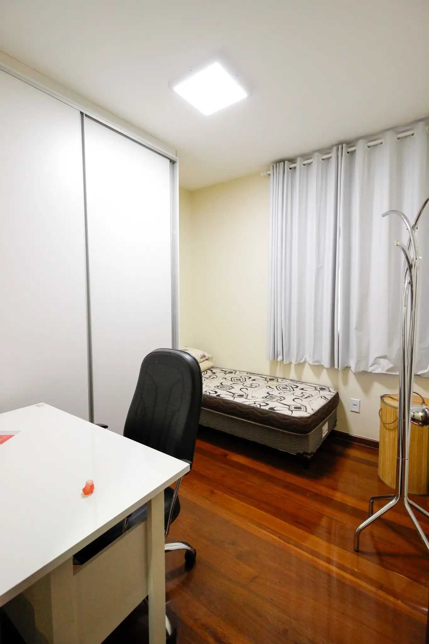 Apartamento à venda com 3 quartos, 100m² - Foto 7