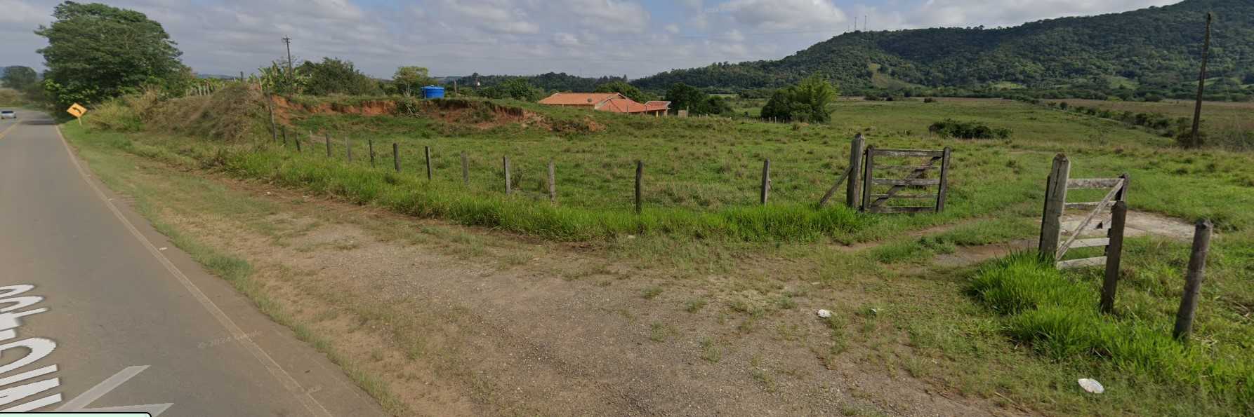 Chácara à venda com 2 quartos, 210000m² - Foto 14