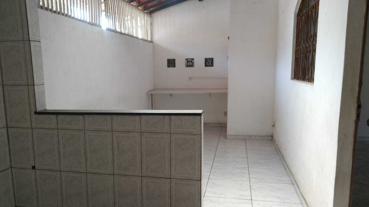 Casa à venda com 5 quartos, 300m² - Foto 22