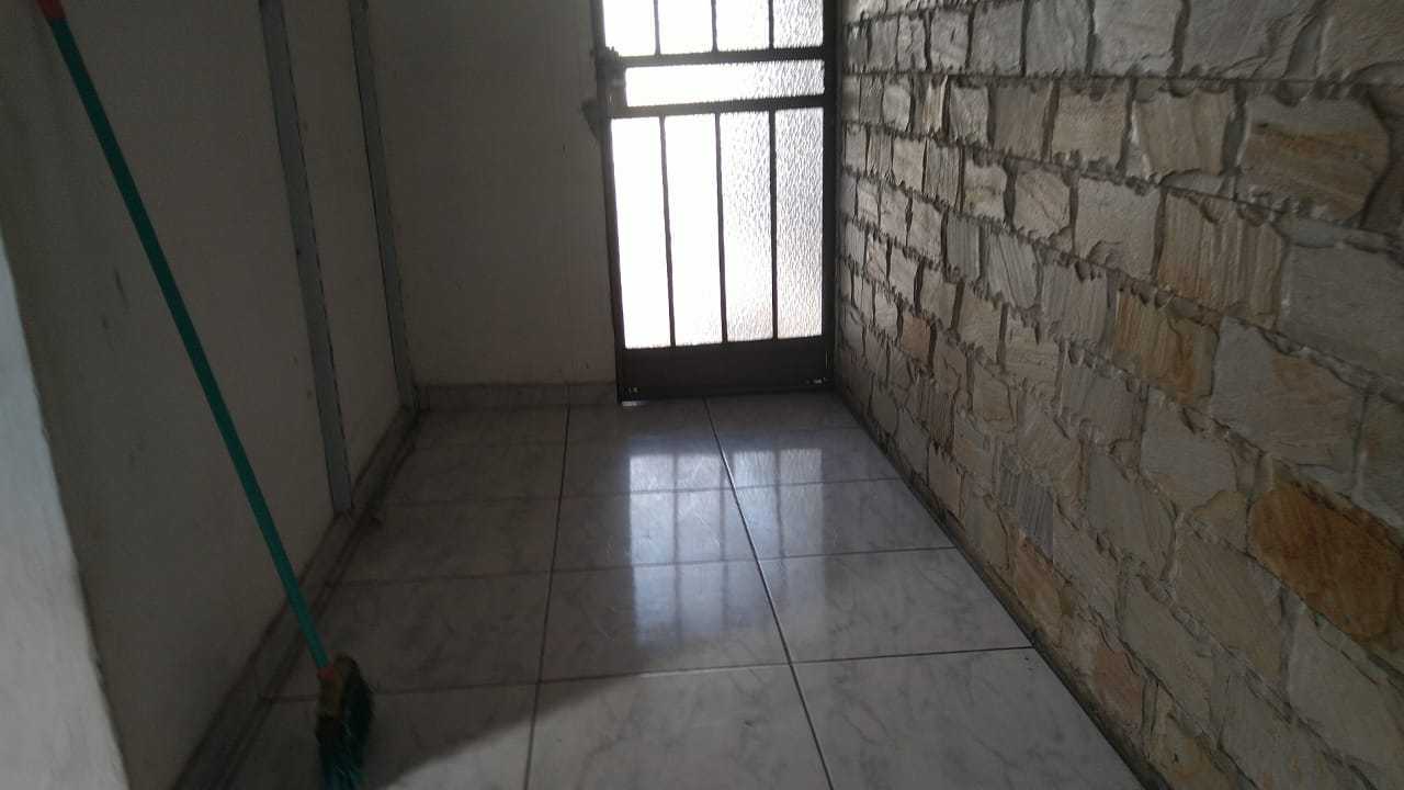 Casa à venda com 5 quartos, 300m² - Foto 23