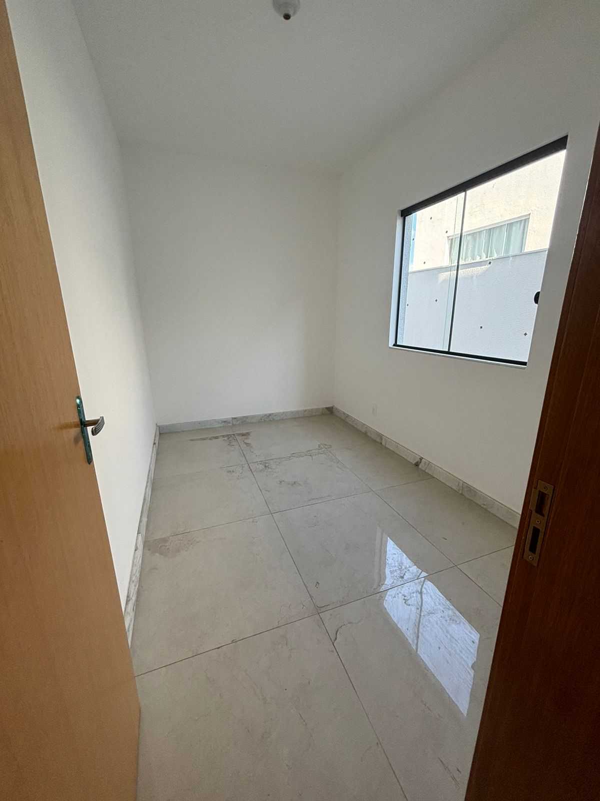 Casa à venda com 3 quartos, 105m² - Foto 5