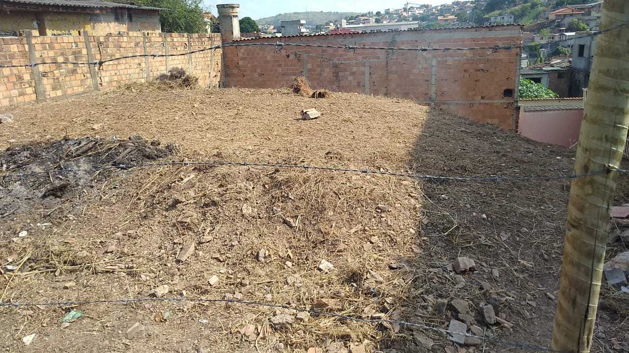 Terreno à venda, 360m² - Foto 1