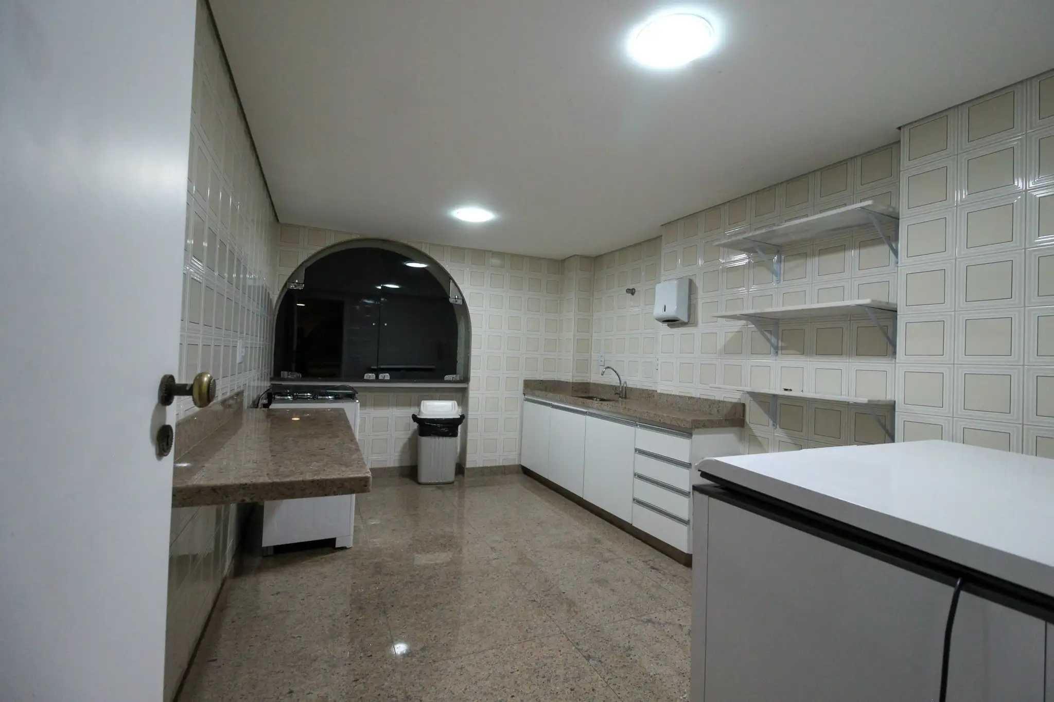 Apartamento à venda com 3 quartos, 110m² - Foto 7