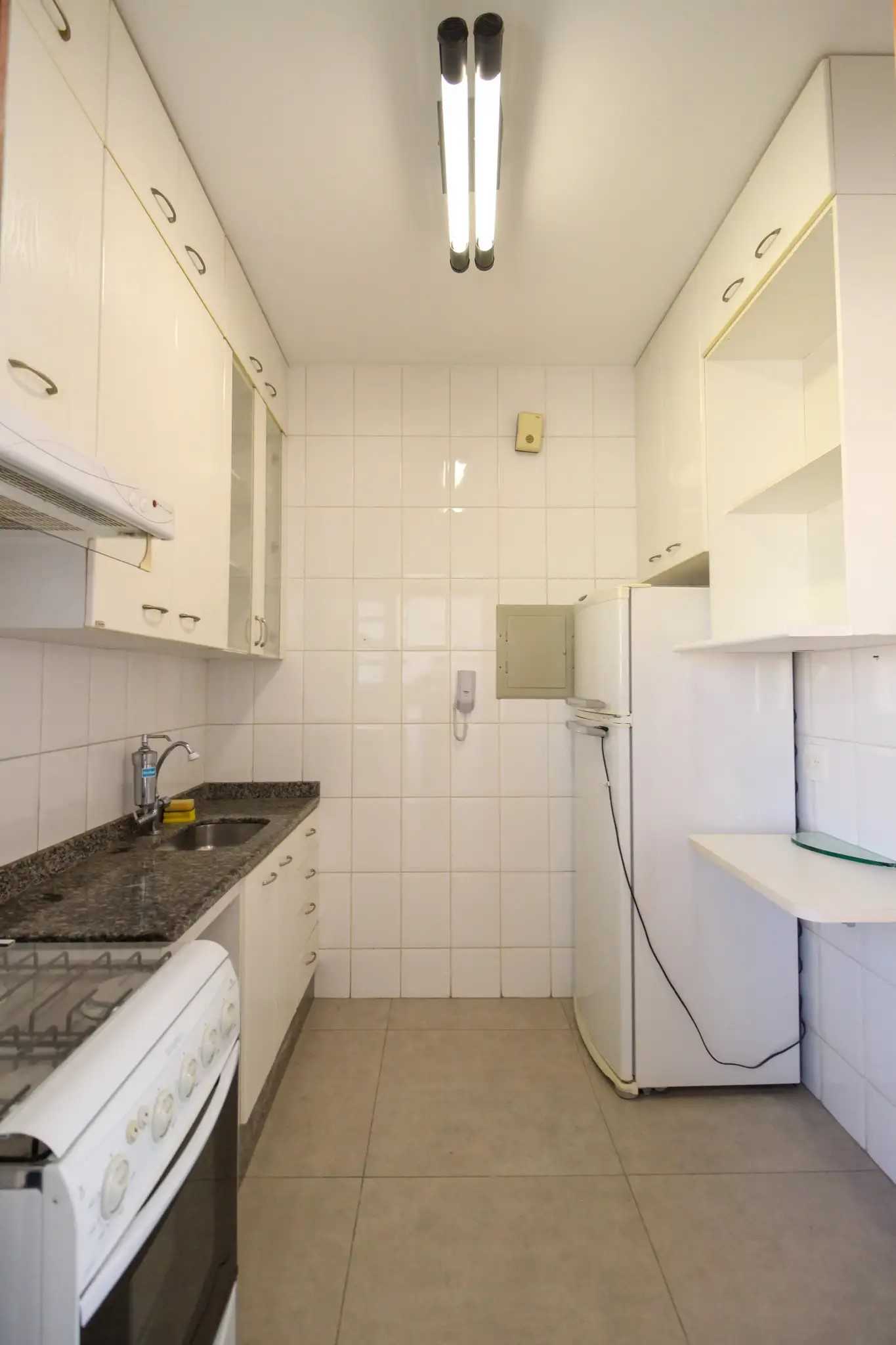 Apartamento à venda com 3 quartos, 75m² - Foto 5