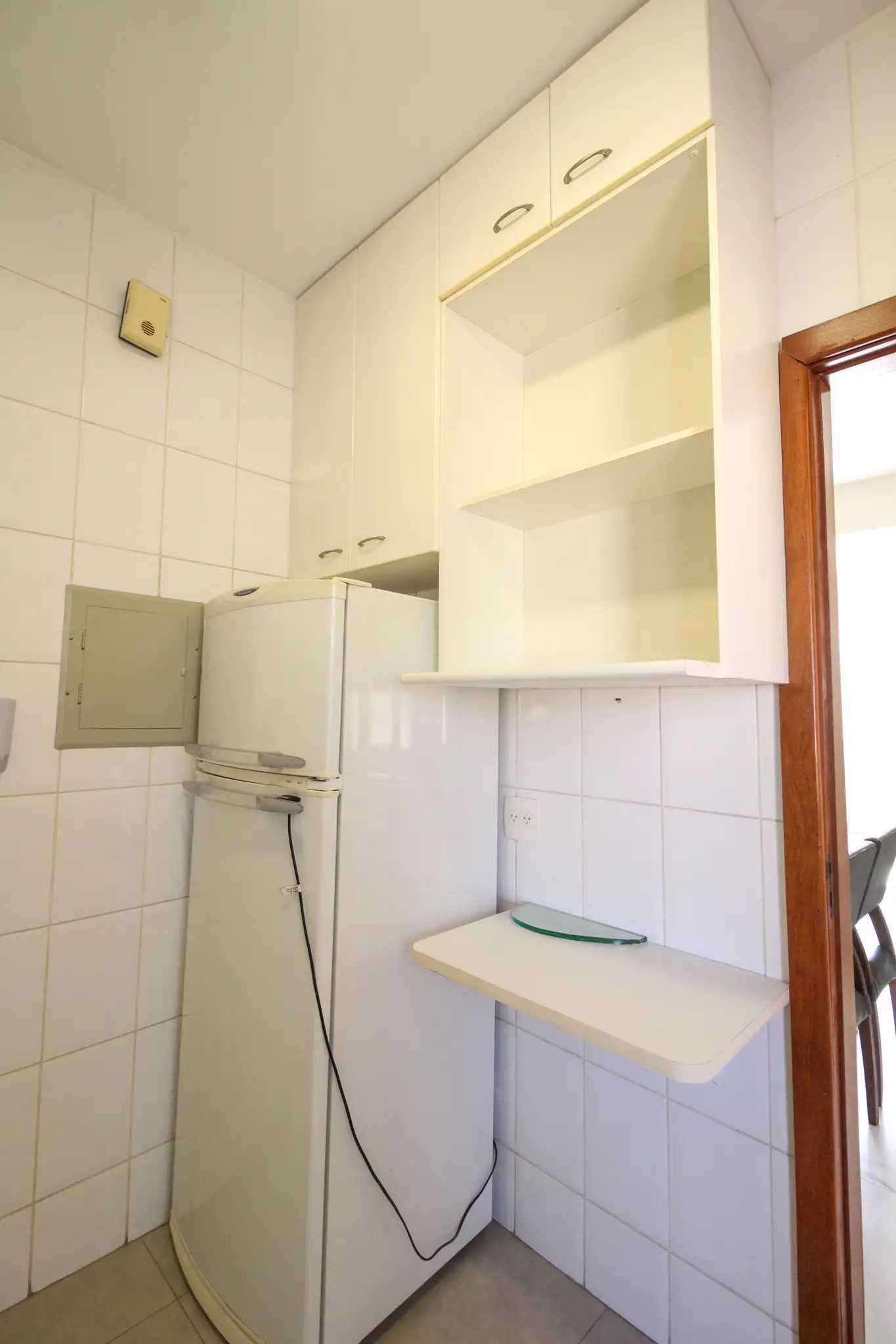 Apartamento à venda com 3 quartos, 75m² - Foto 11