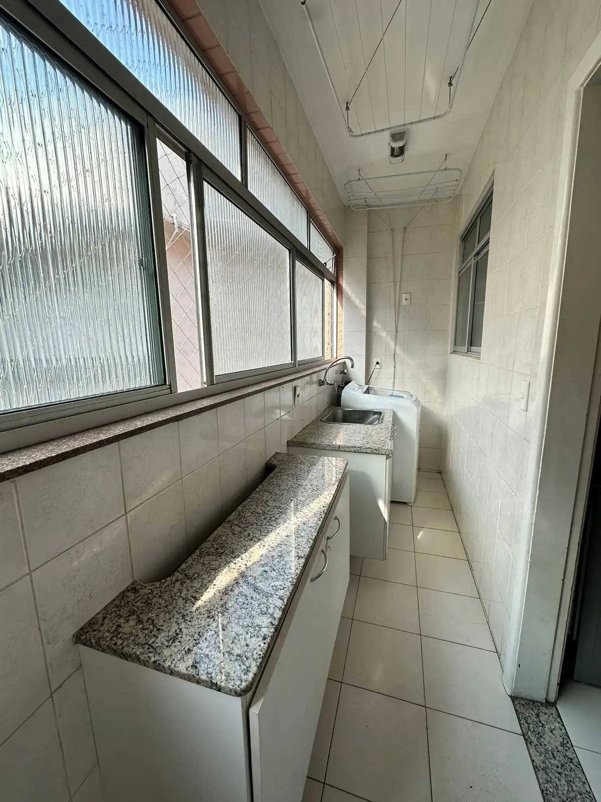 Apartamento à venda com 3 quartos, 100m² - Foto 6