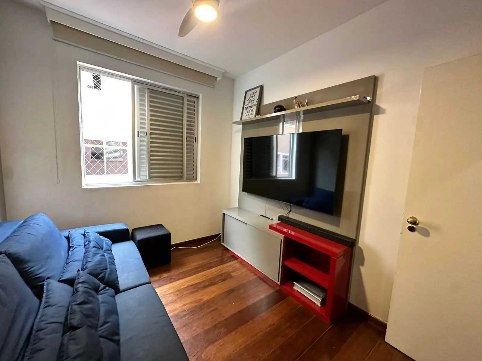 Apartamento à venda com 3 quartos, 100m² - Foto 2