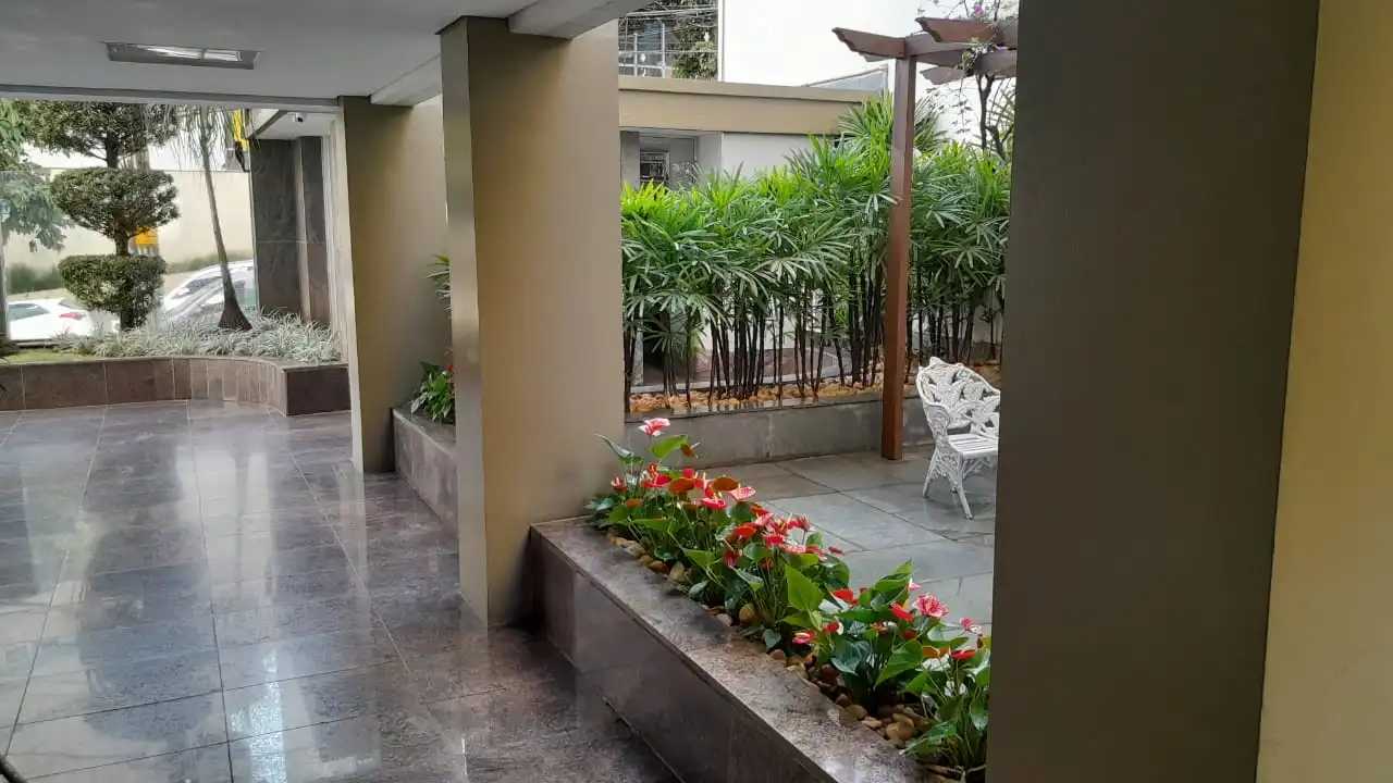 Cobertura à venda com 4 quartos, 340m² - Foto 1