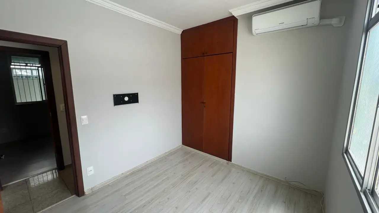 Apartamento à venda com 4 quartos, 145m² - Foto 6